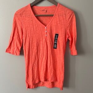 GapBody XS Coral Henley Top NWT
